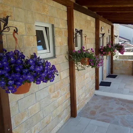 Benjak Apartment